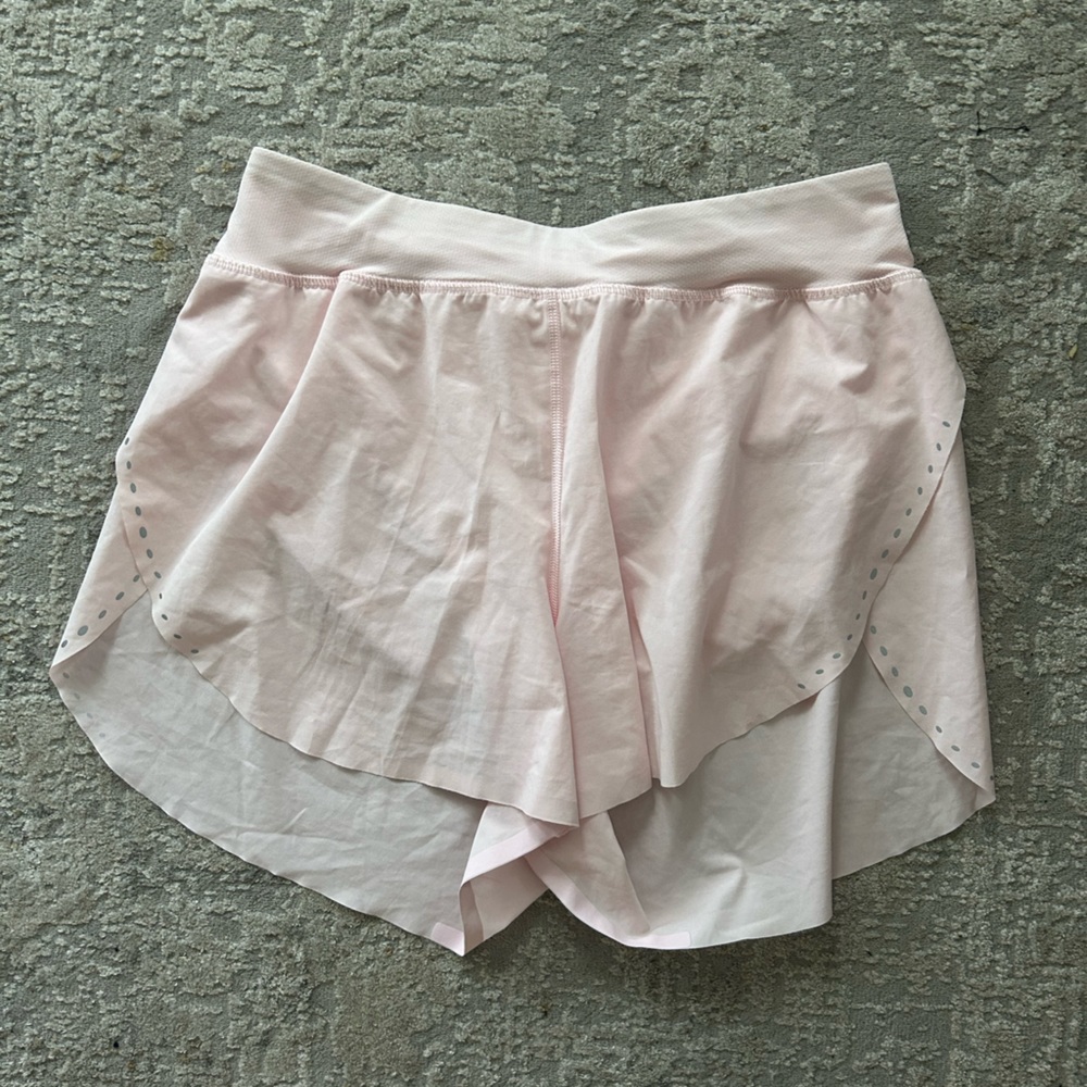 Find Your Pace Short- Lululemon- Strawberry Milkshake